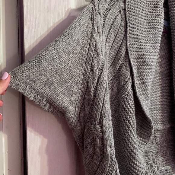 Light Grey Knit Sweater - Picture 3 of 5
